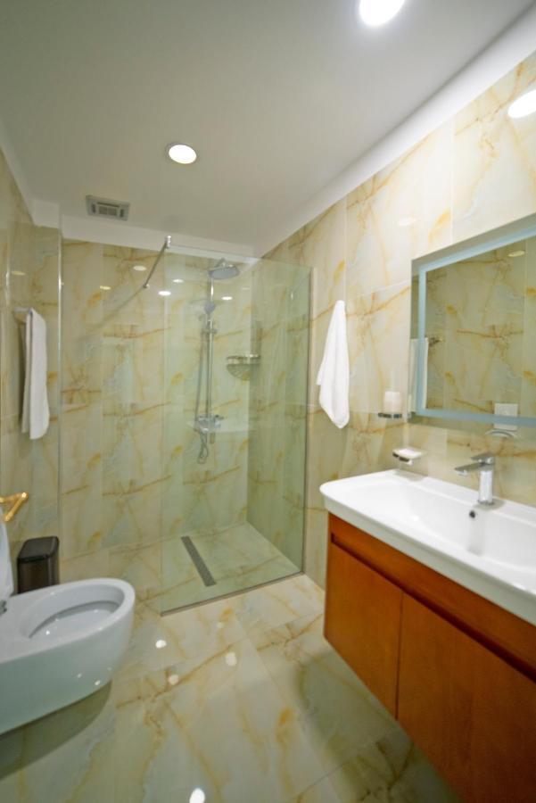 Nbt Hotel Reps Kukes Dış mekan fotoğraf